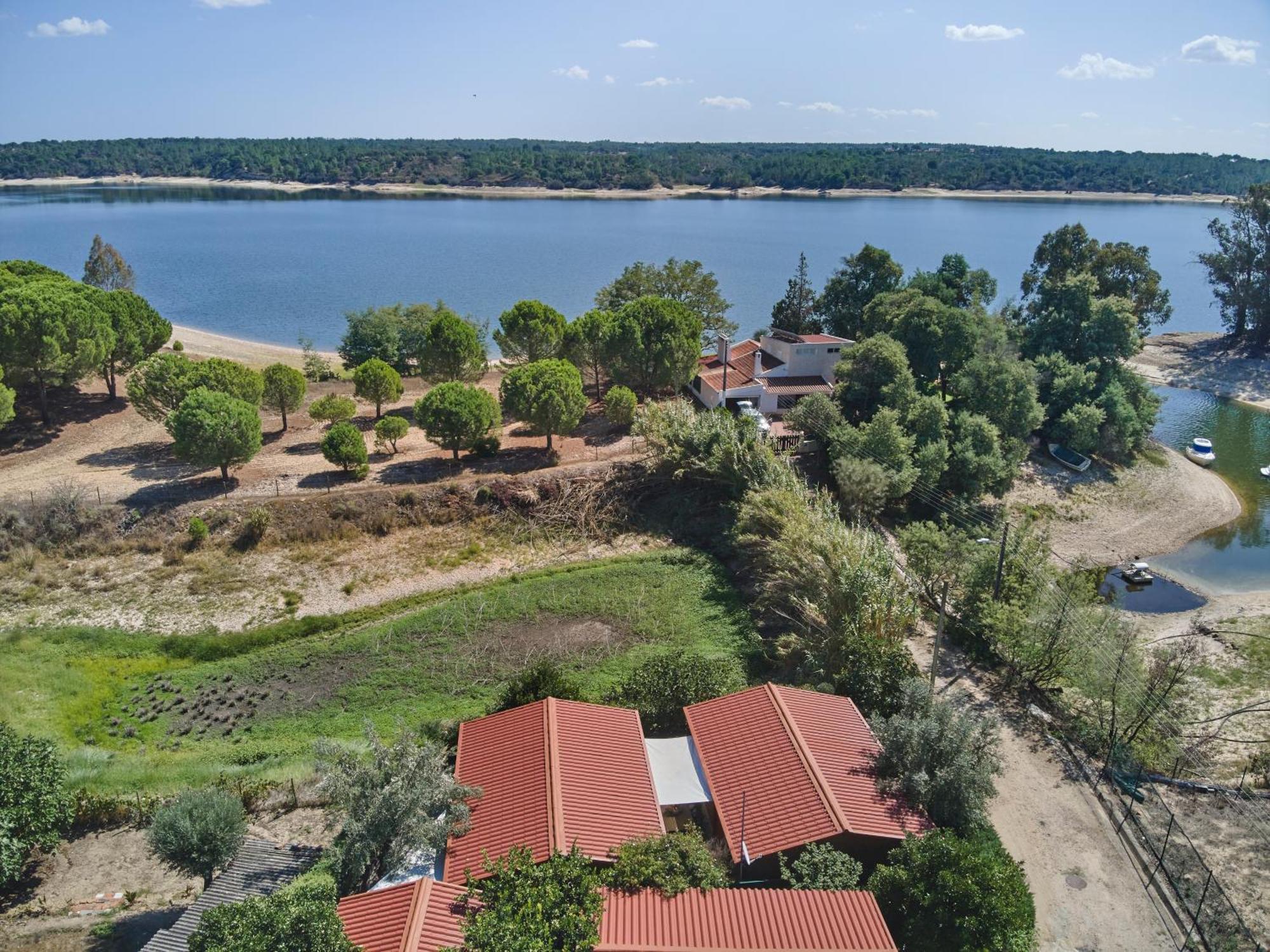 Lakeside Cabin Oasis W/ Ac, By Timecooler Montargil Εξωτερικό φωτογραφία